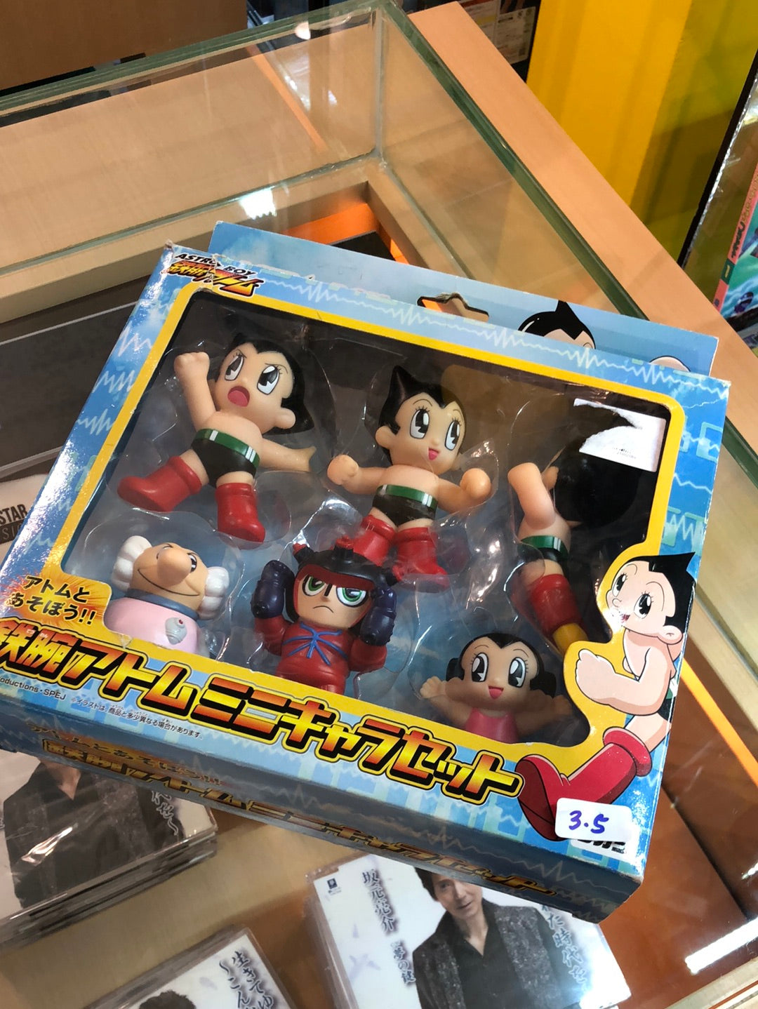 Astro boy character figures