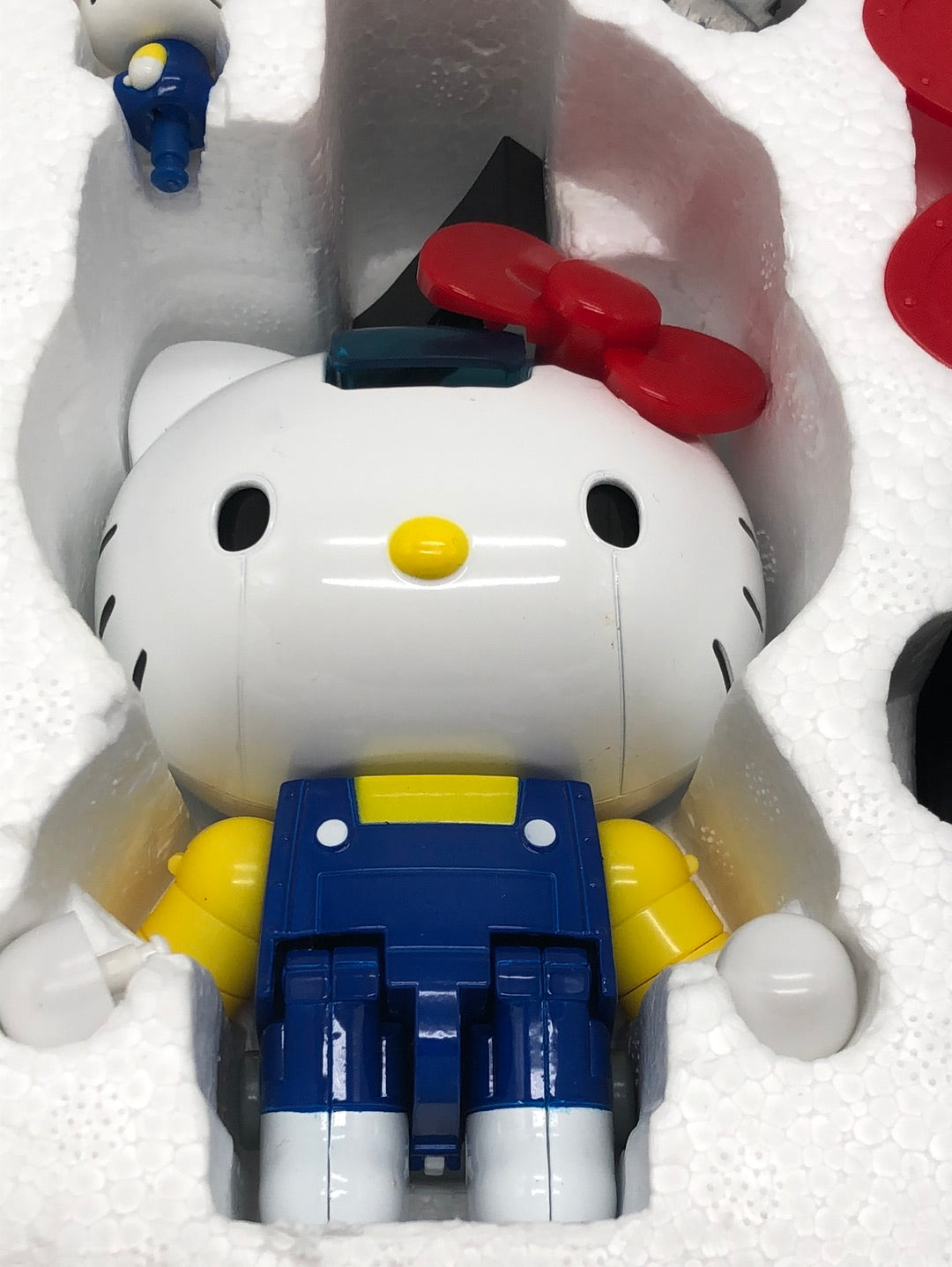 Bandai Hello Kitty Chogokin Blue Version Action Figure