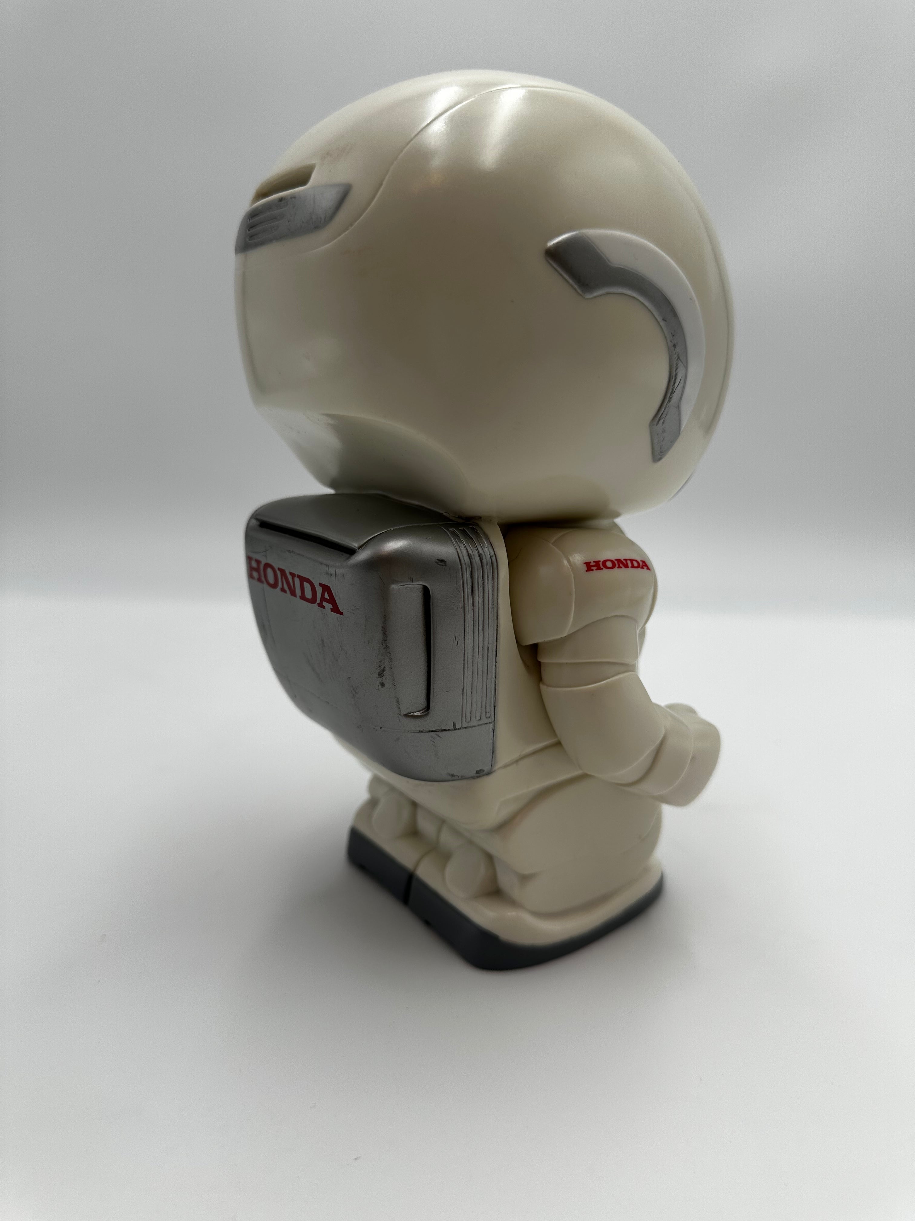 Asimo honda conbank vinyl.