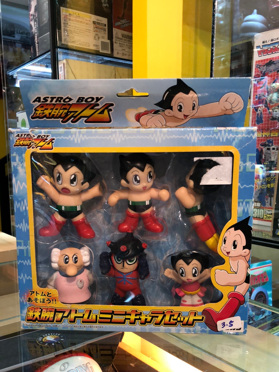 Astro boy character figures