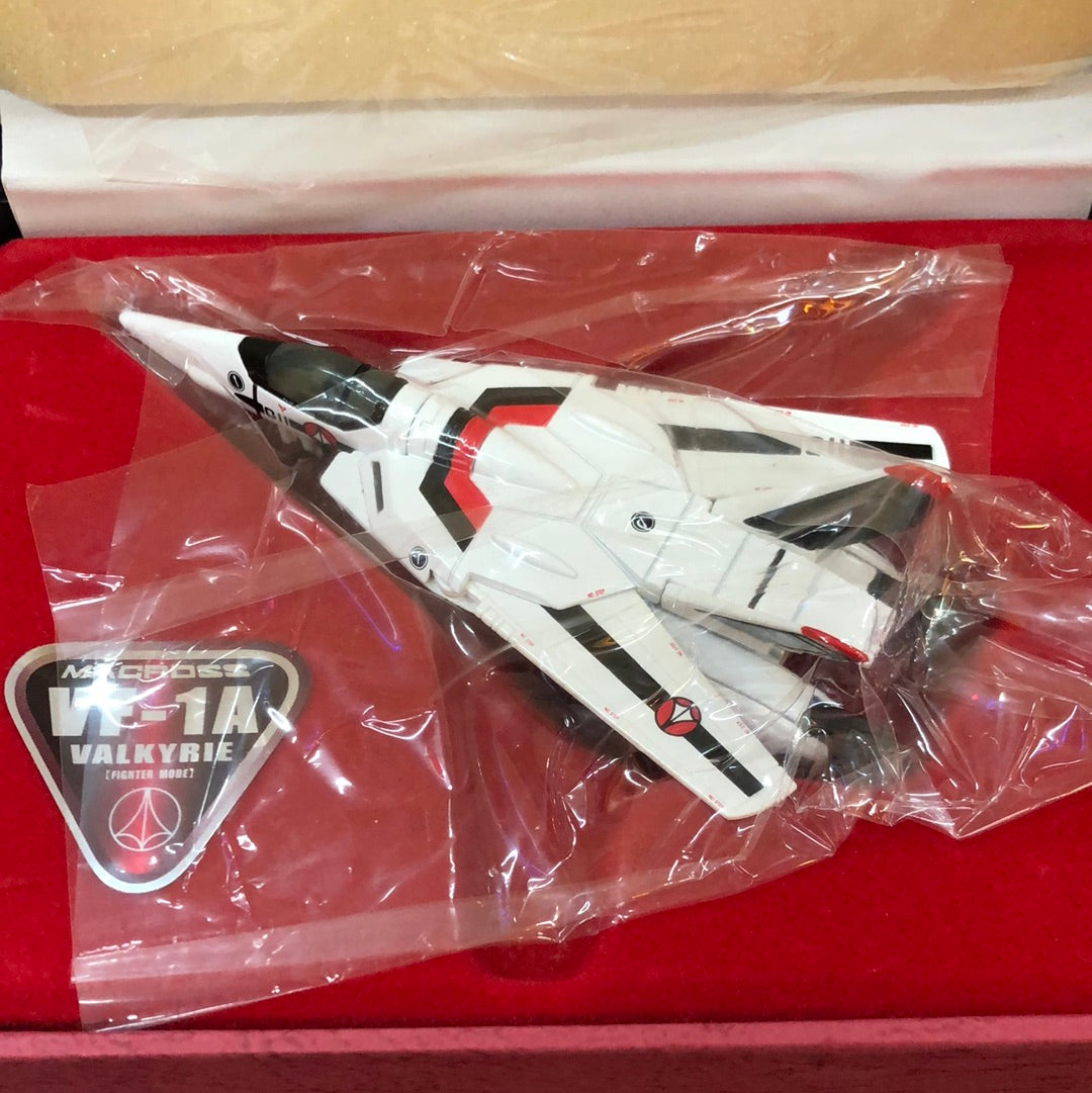 1/144 scale diecast model Vf-1A Valkyrie macross