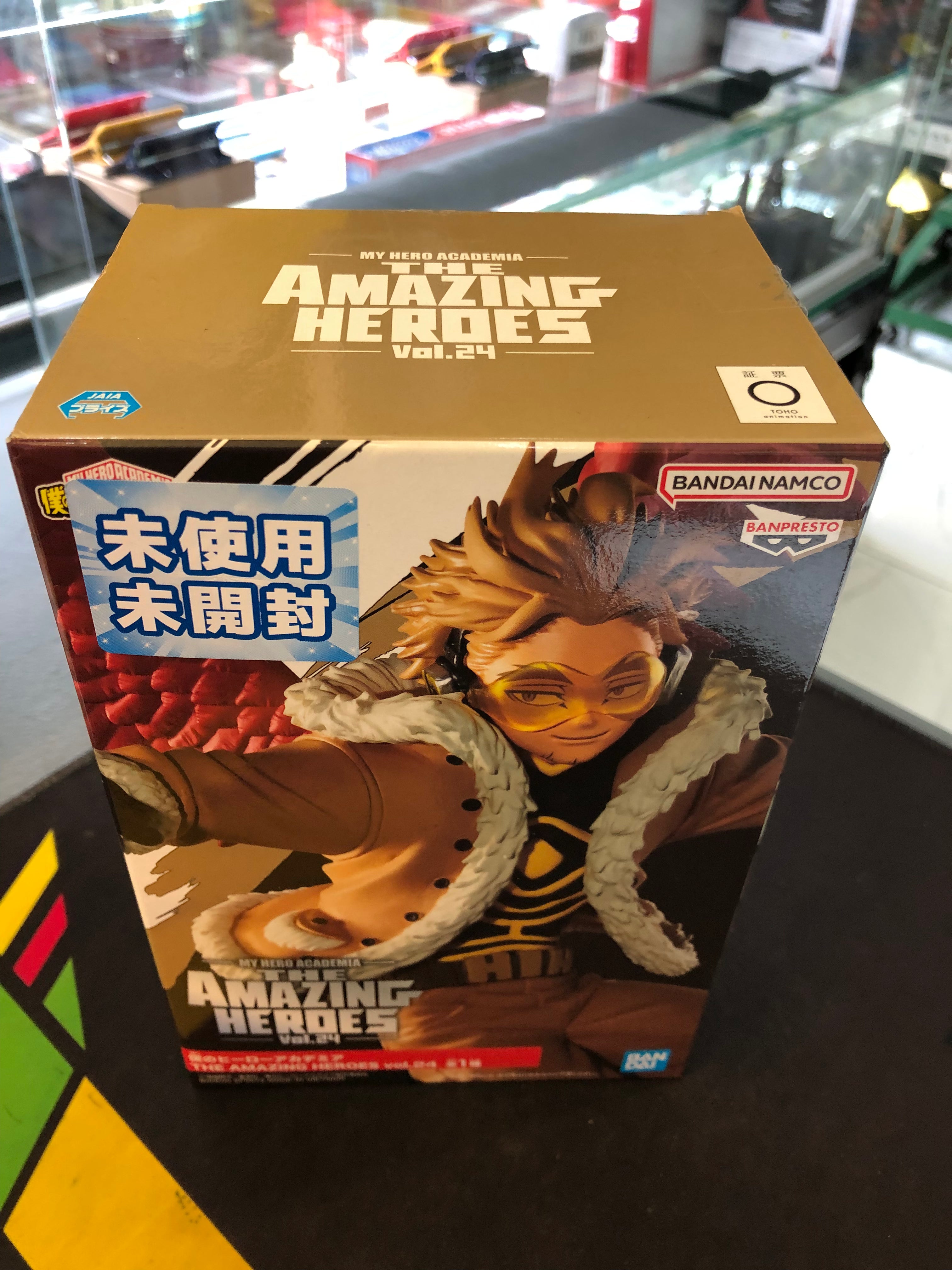 my hero academia the  amazing heroes vol.24 hawks toy figure