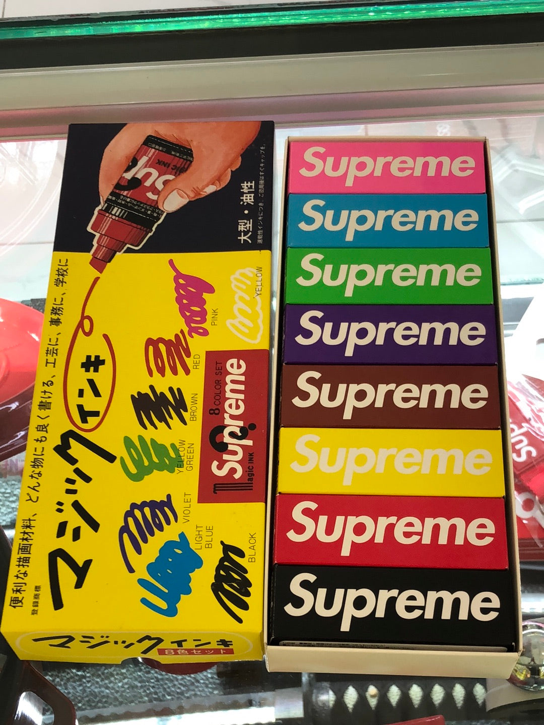 Supreme Magic ink markers